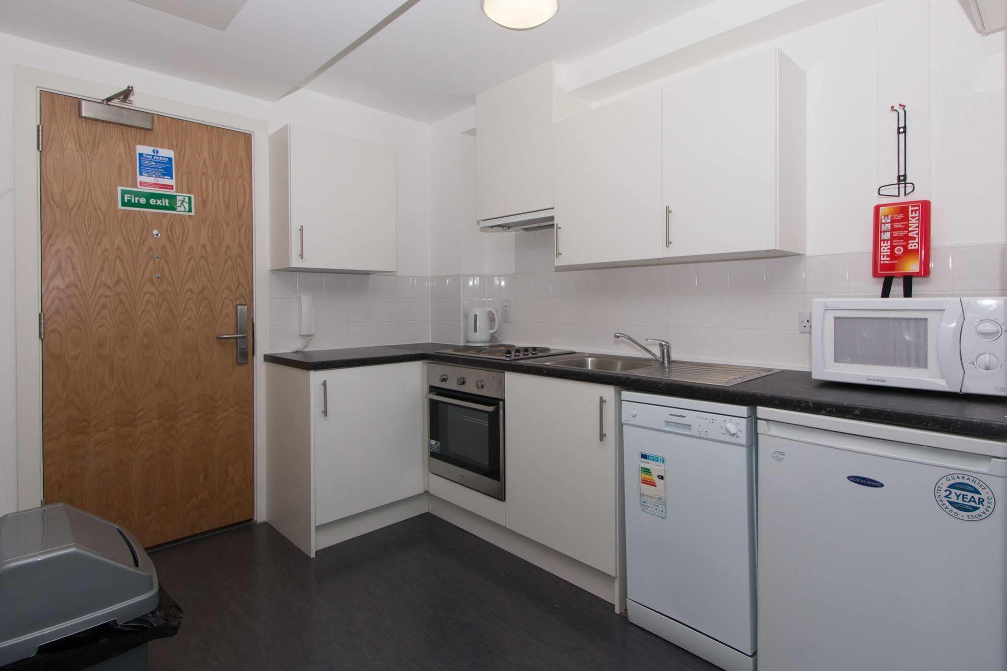Destiny Student - Shrubhill Appartement *